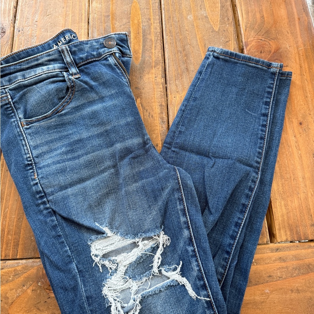 American Eagle Outfitters Women's Dark Blue Ripped Skinny Jeans